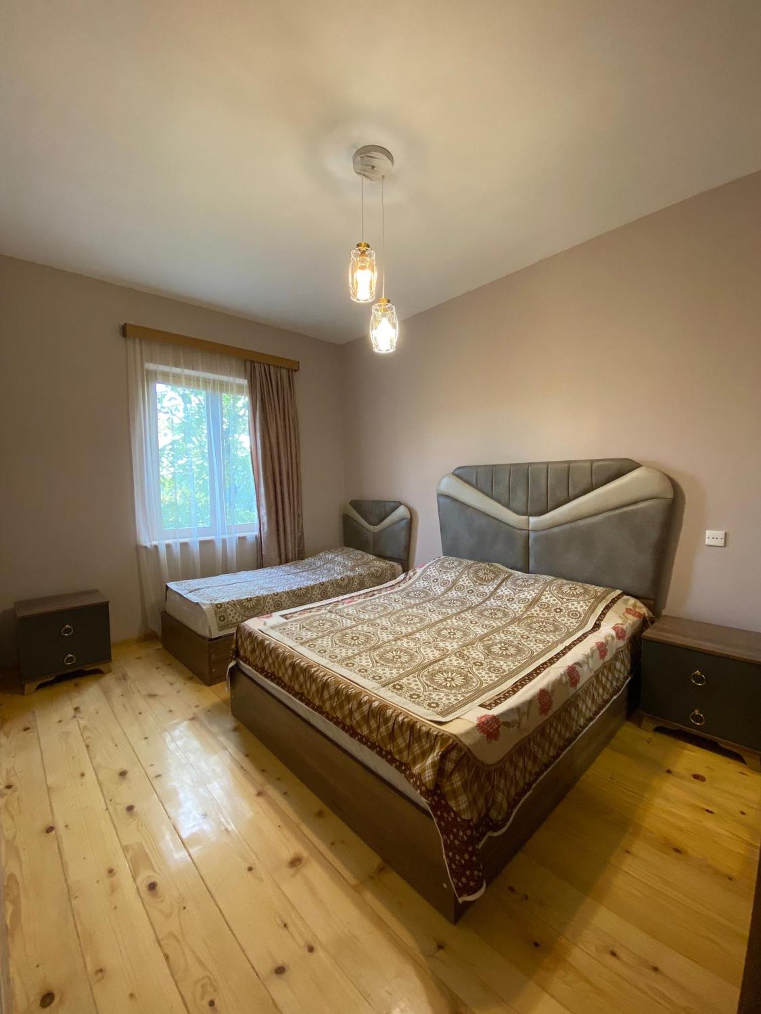Art Racha Hotel Ambrolauri Luaran gambar