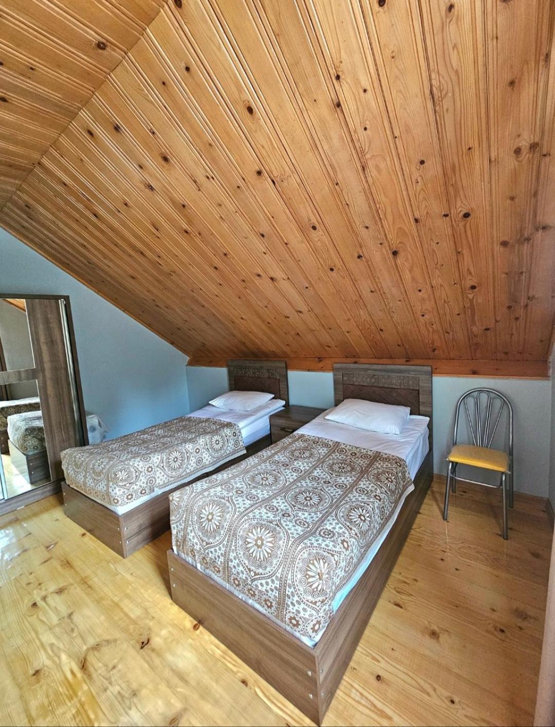 Art Racha Hotel Ambrolauri Luaran gambar